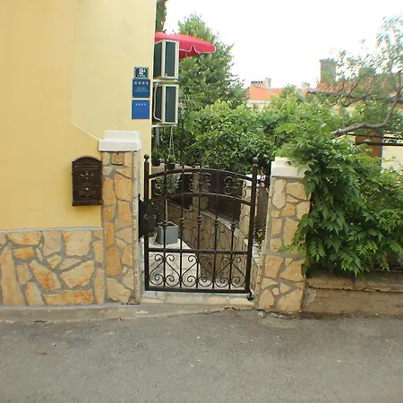Amorino Apartman Studio Opatija Exterior photo